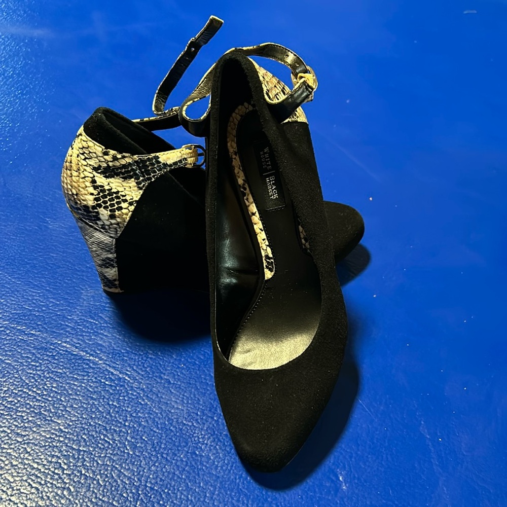 Black snakeskin heels. White House Black Market. Size 8.
